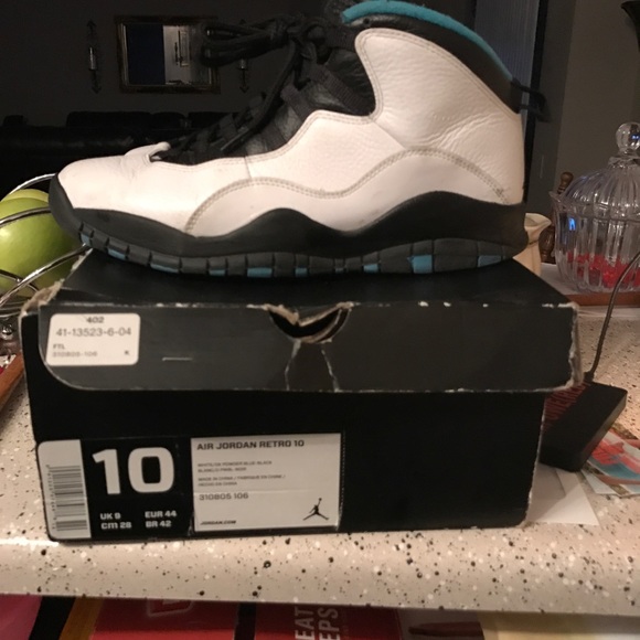 Jordan 2s and powder blue 10s - Picture 5 of 7